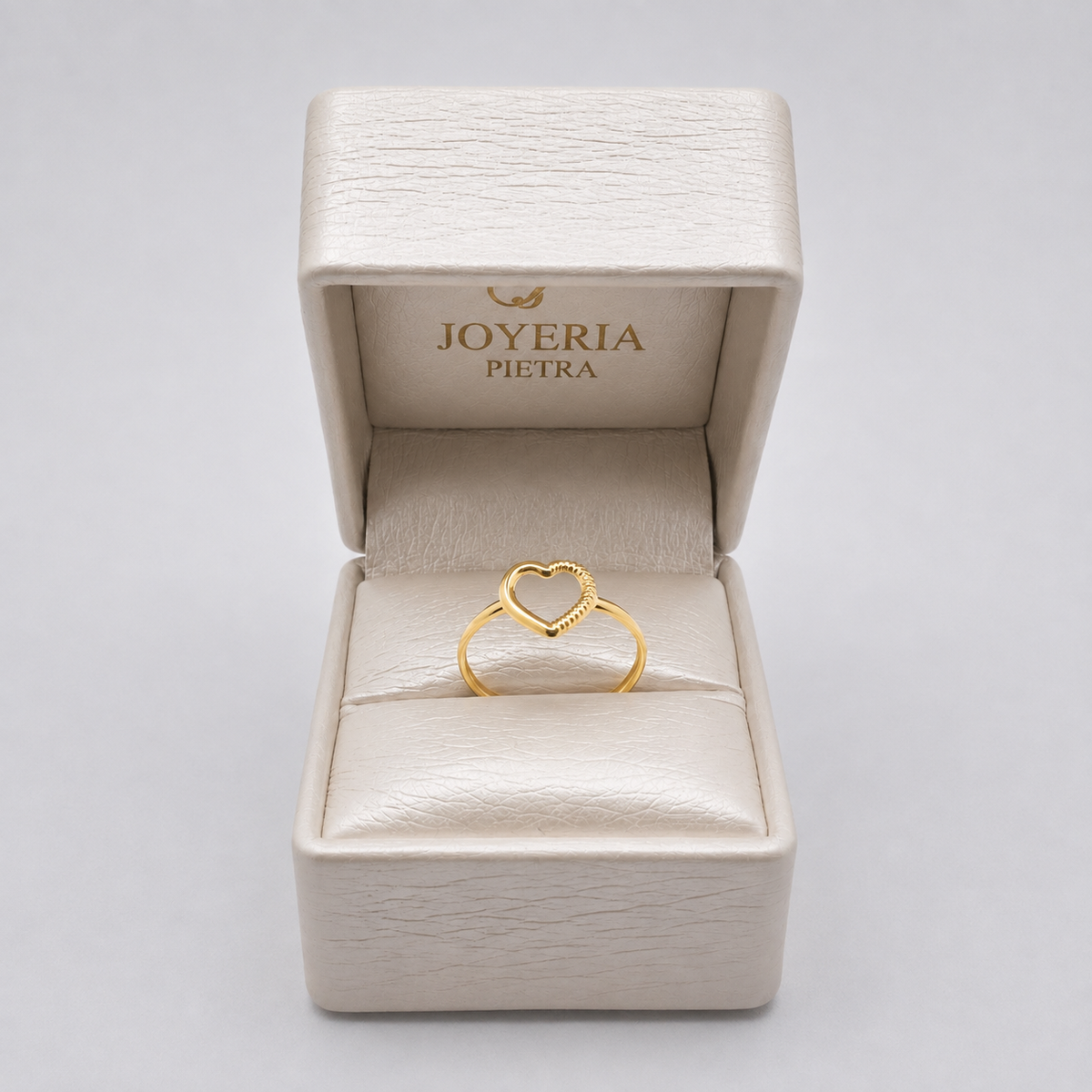Anillo Corazón Rayado - Oro Amarillo 18K - 0.65g