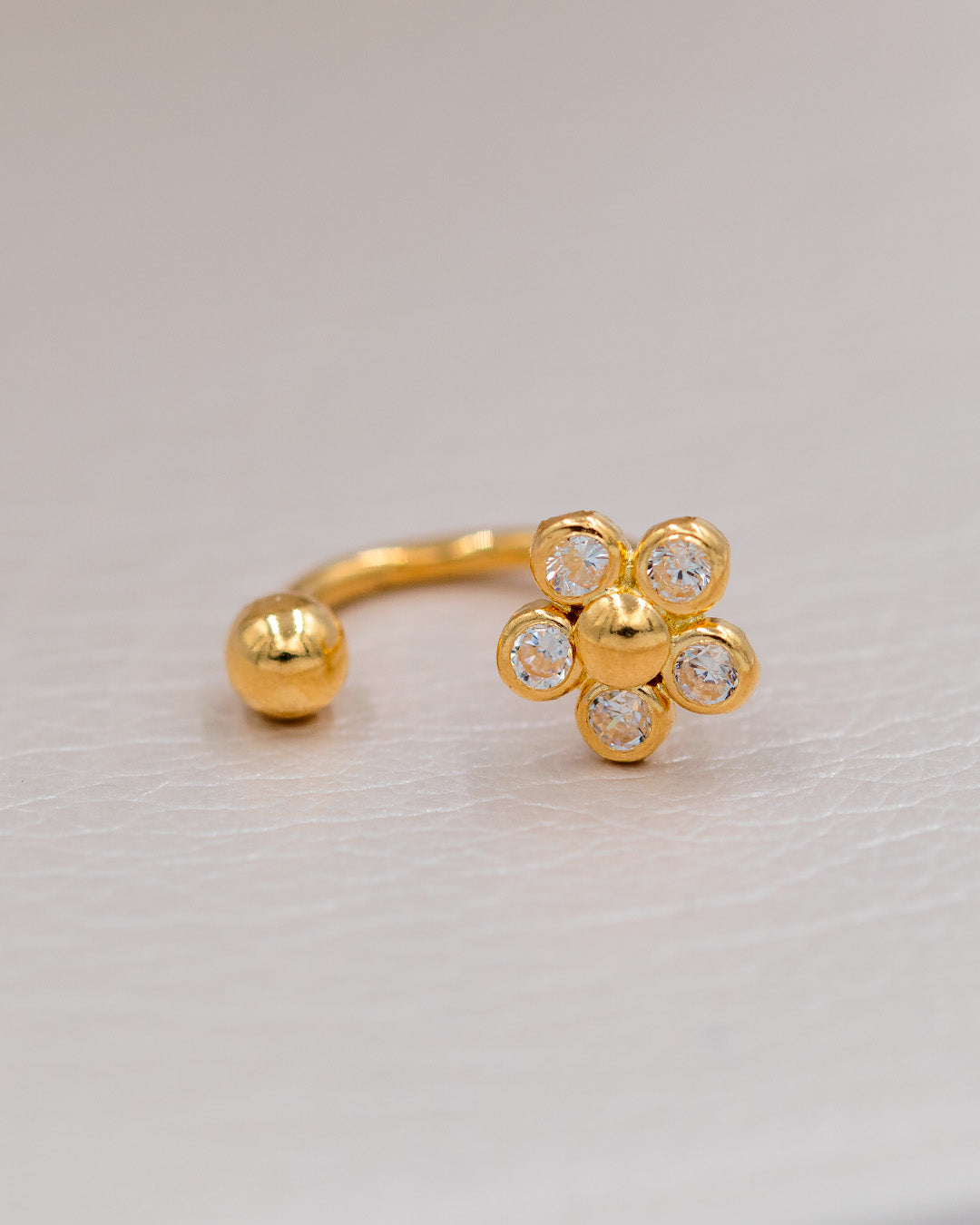 Piercing Tipo Candonga Flor - Oro Amarillo 18k
