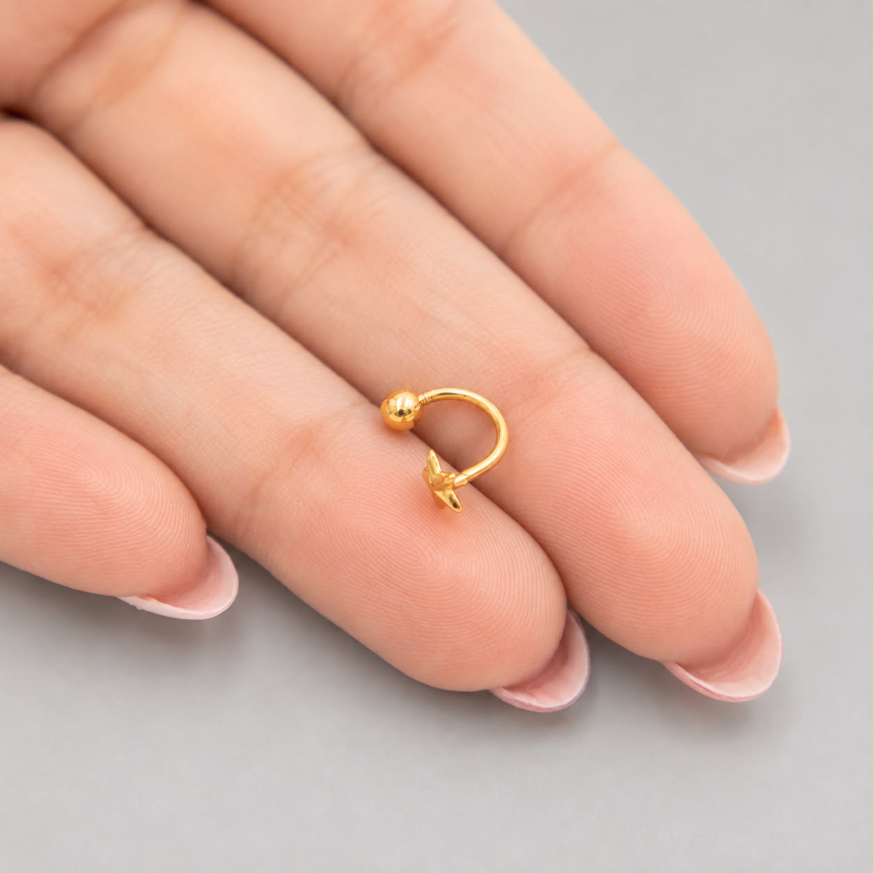 Piercing Tipo Candonga Estrella - Oro Amarillo 18k