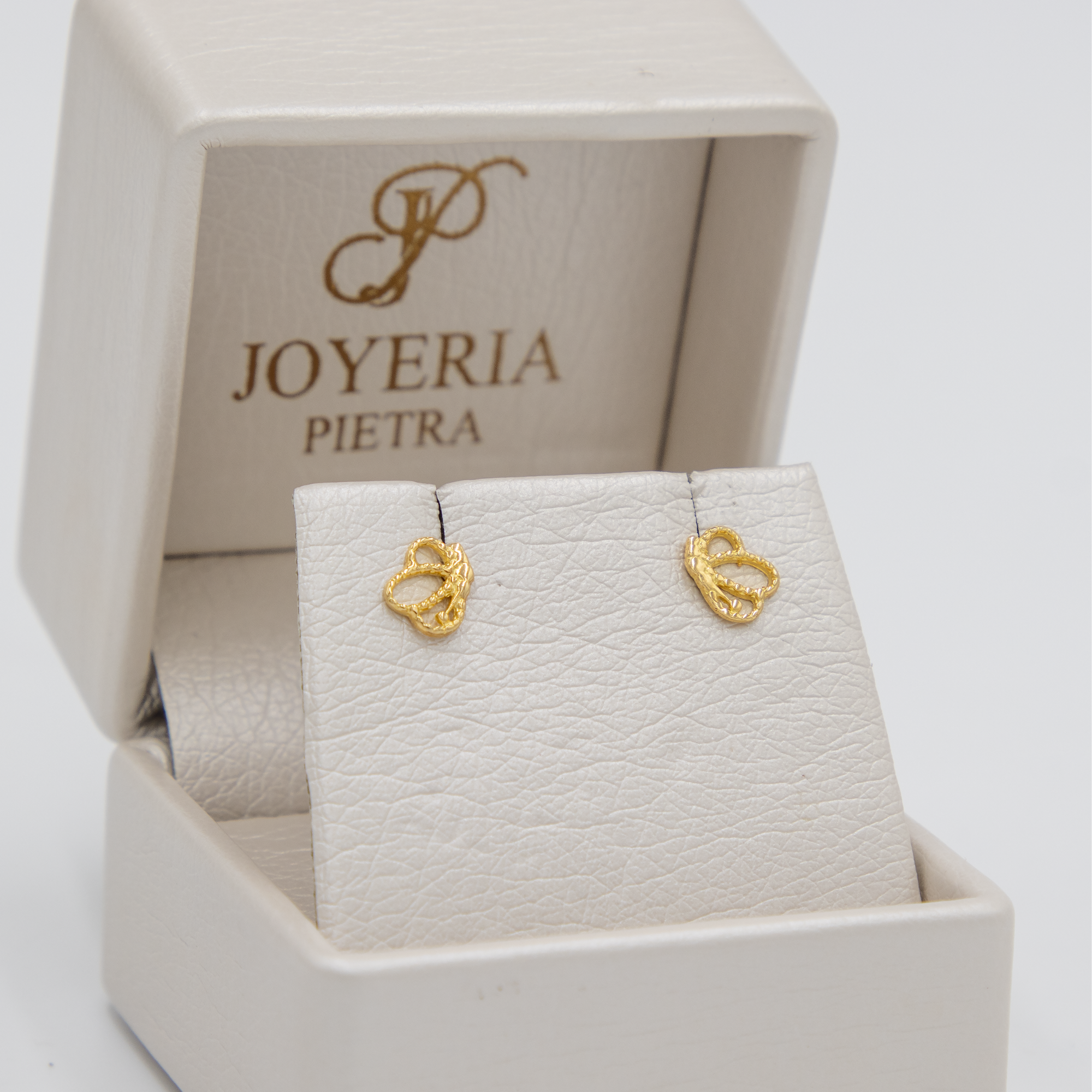 Topos Silueta Mariposa - Borde Textura- Oro Amarillo 18k - 0,8 g