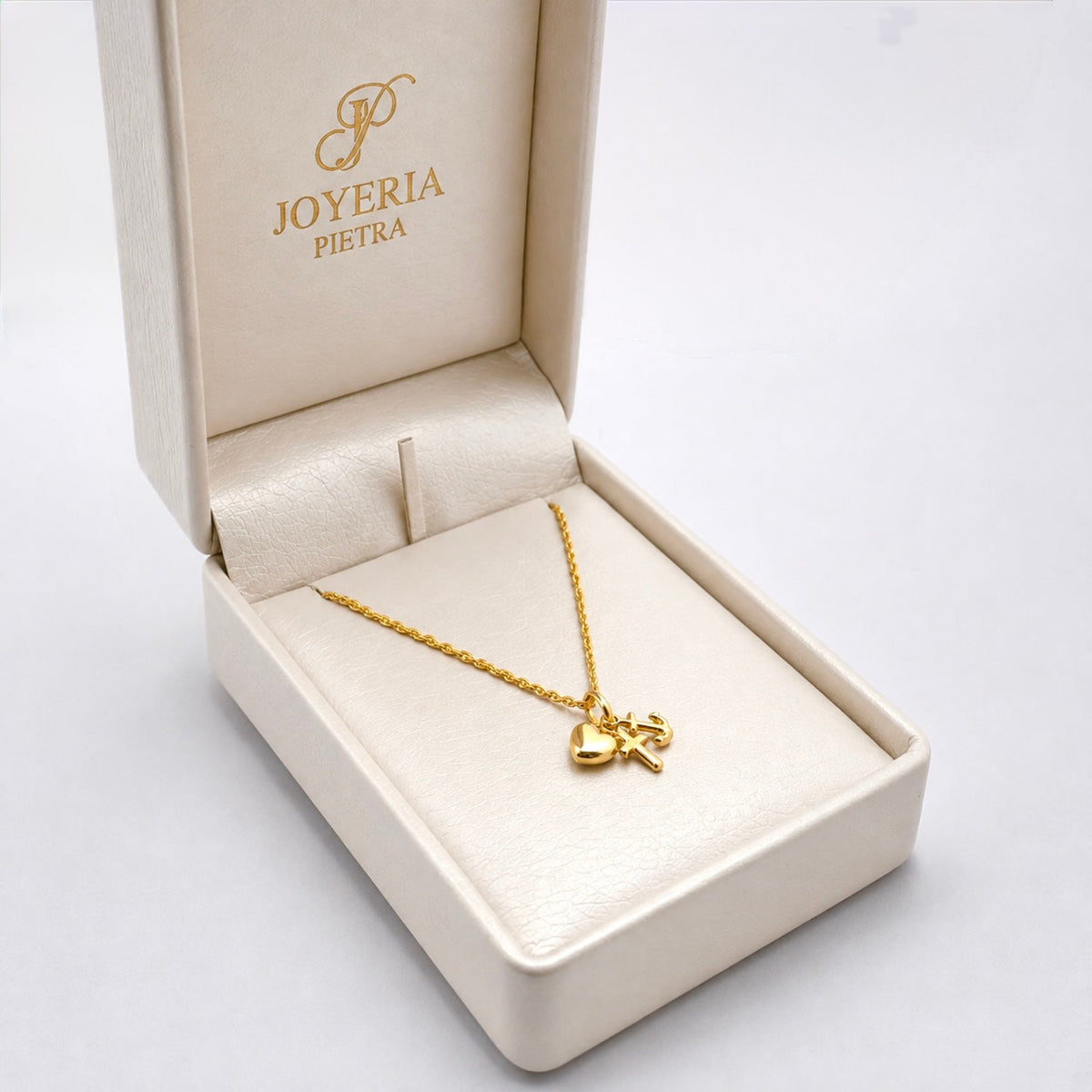 Set Cadena Mini Lazo + Dije Tres Gracias - Oro Amarillo 18K