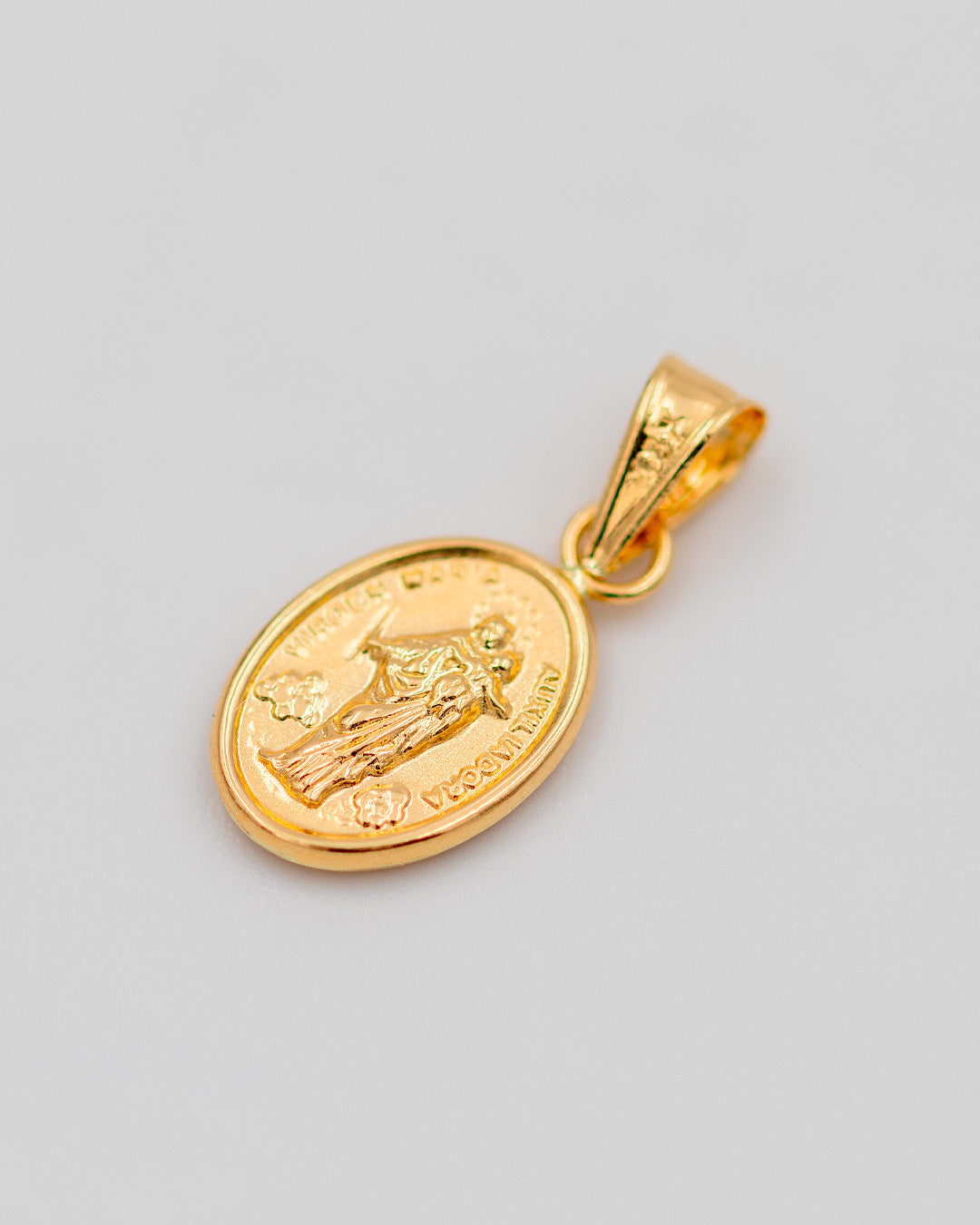 Dije Virgen Maria Auxiliadora, Oro Amarillo 18k - 1,65 gr