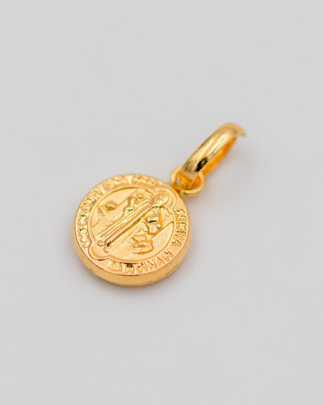 Dije San Benito, Oro Amarillo 18k - 0,4 gr