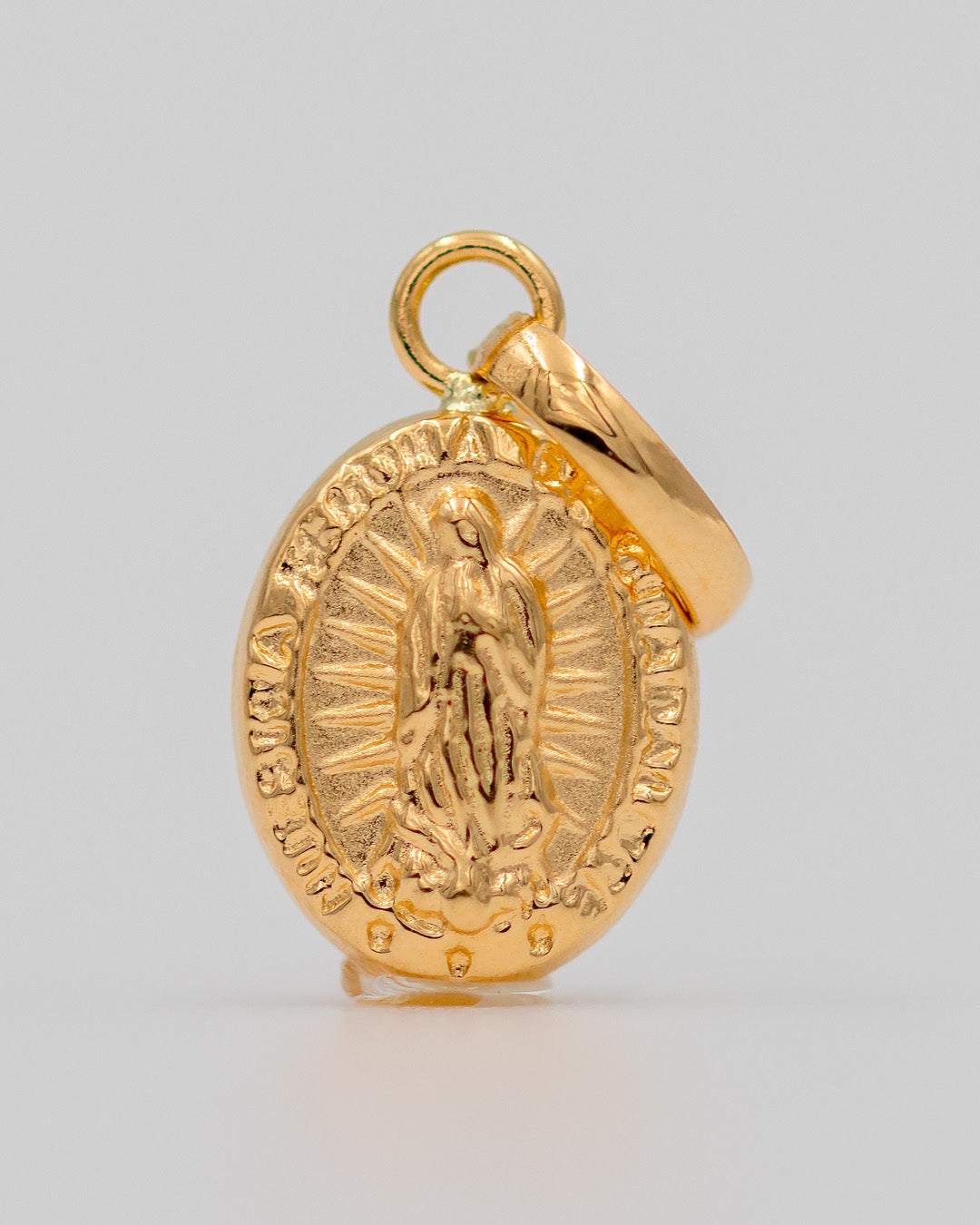 Dije Virgen de Guadalupe. Oro Amarillo 18k - 0,35 gr