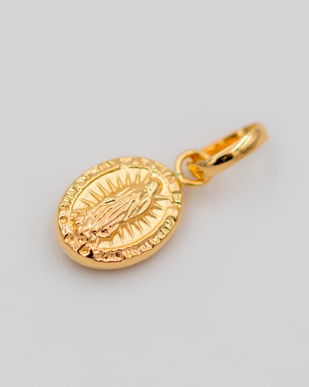 Dije Virgen de Guadalupe. Oro Amarillo 18k - 0,35 gr