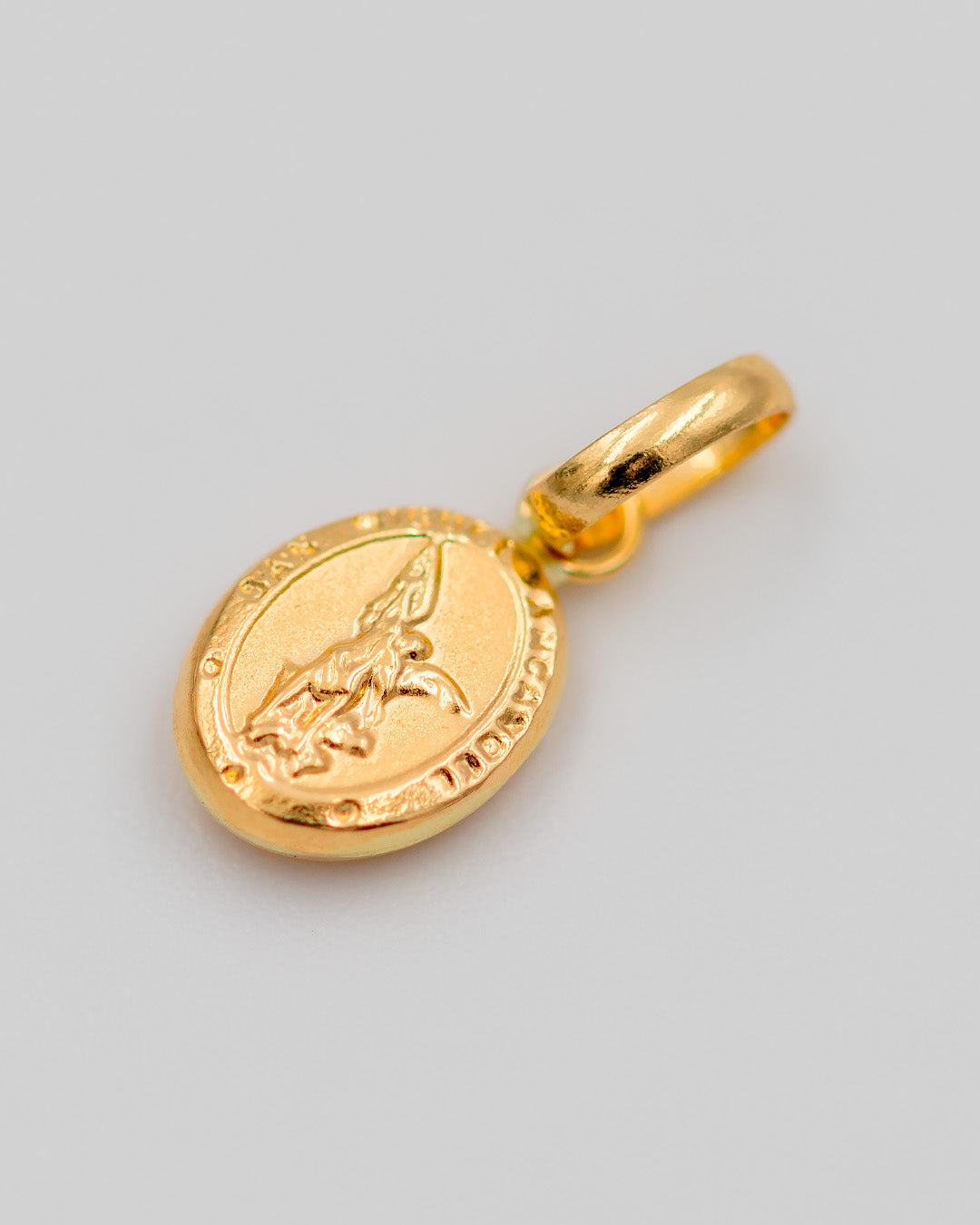 Dije Arcangel San Miguel, Oro Amarillo 18k - 0,4 gr