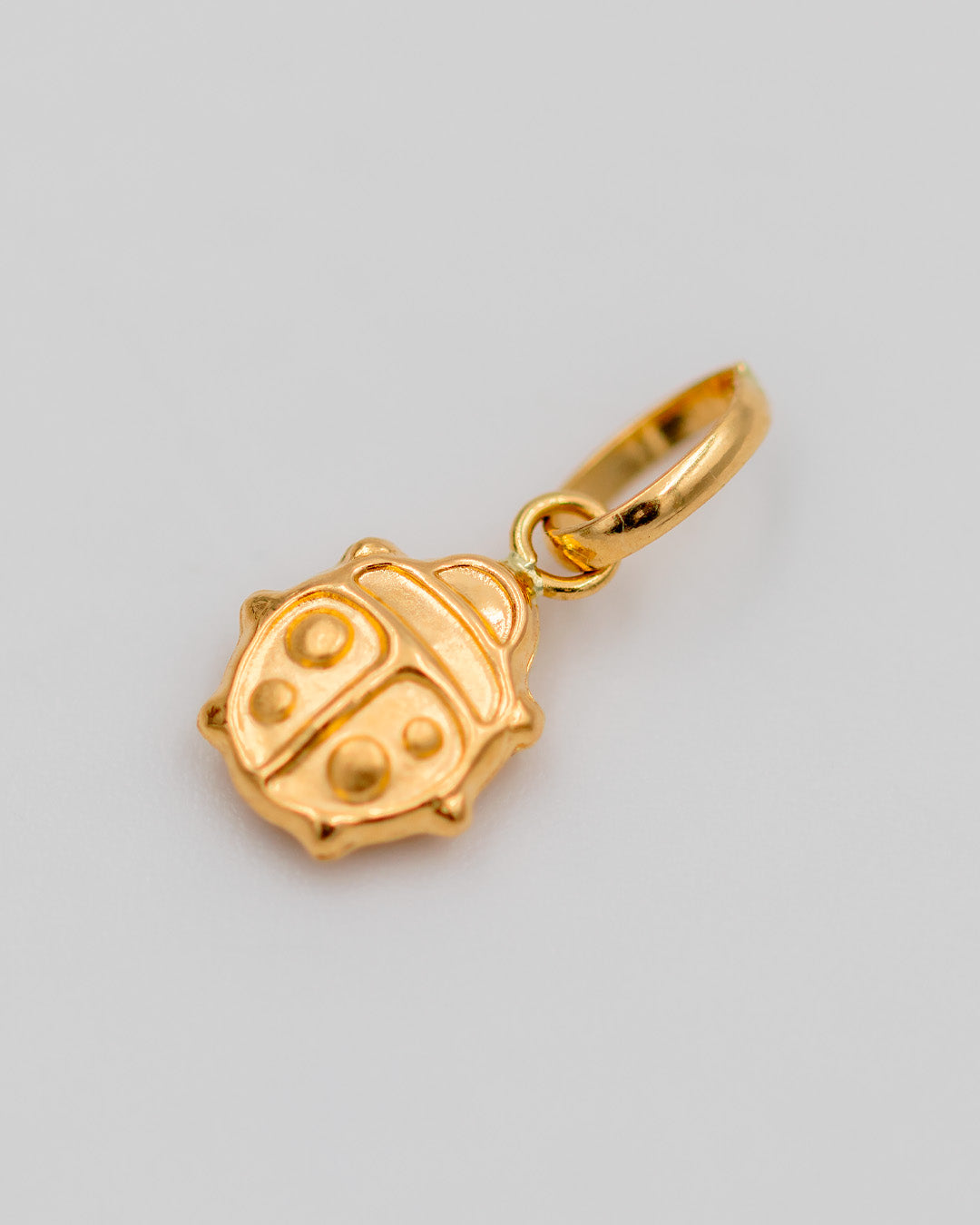 Dije Mariquita, Oro Amarillo 18k - 0,35 gr