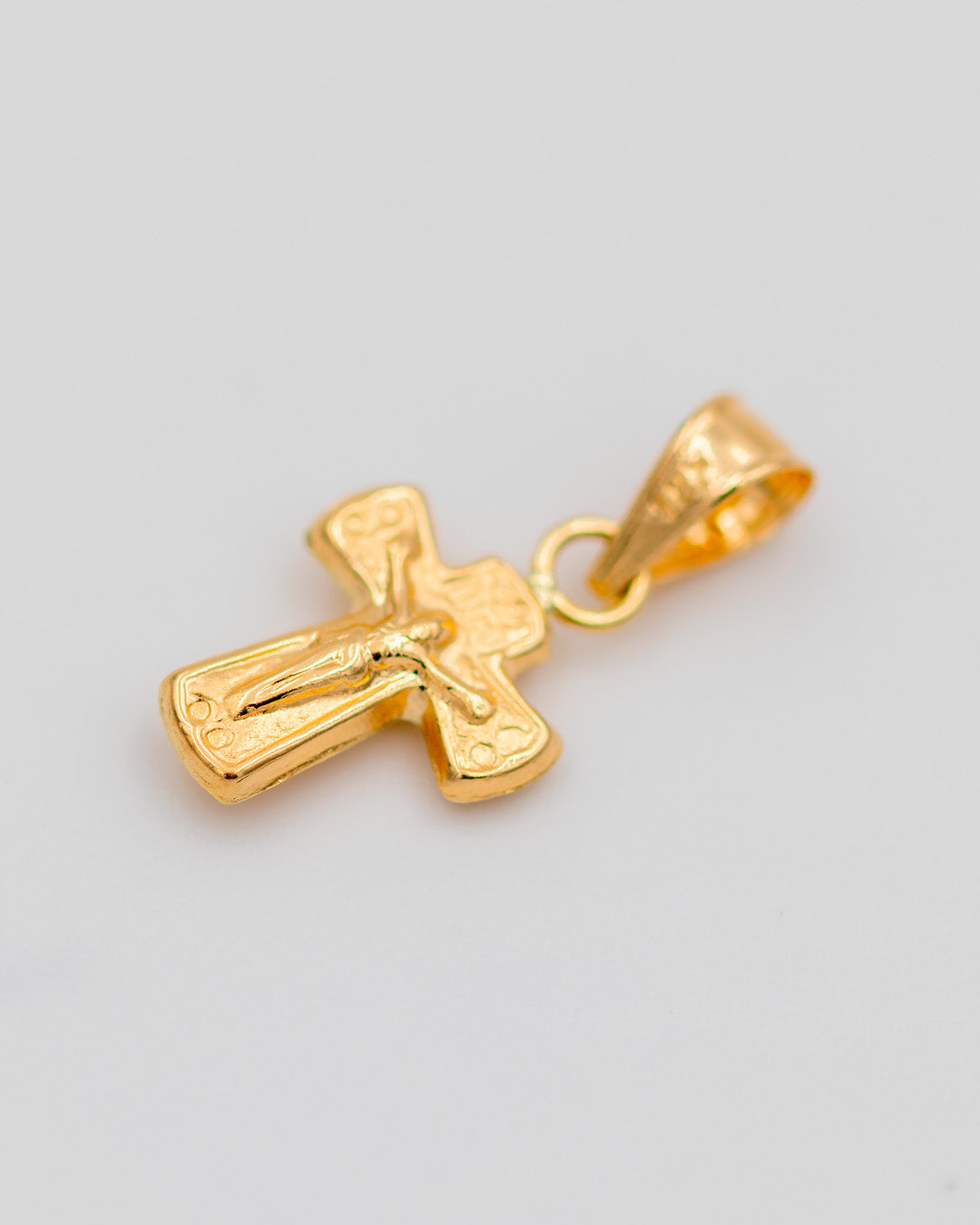 Dije Cruz Cristo, Oro Amarillo 18k - 0,4 gr