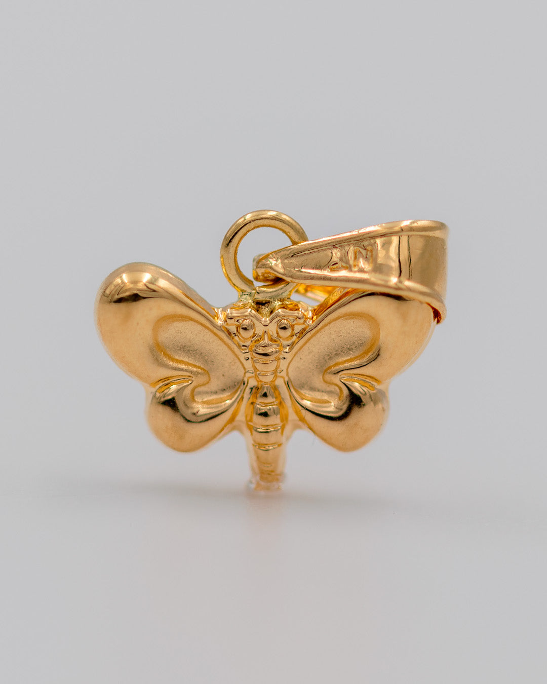 Dije Mariposa, Oro Amarillo 18k - 0,45 gr