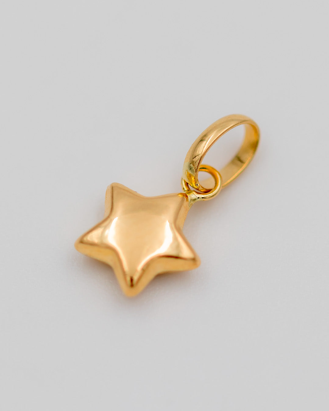 Dije Estrella, Oro Amarillo 18k- 0,3 gr