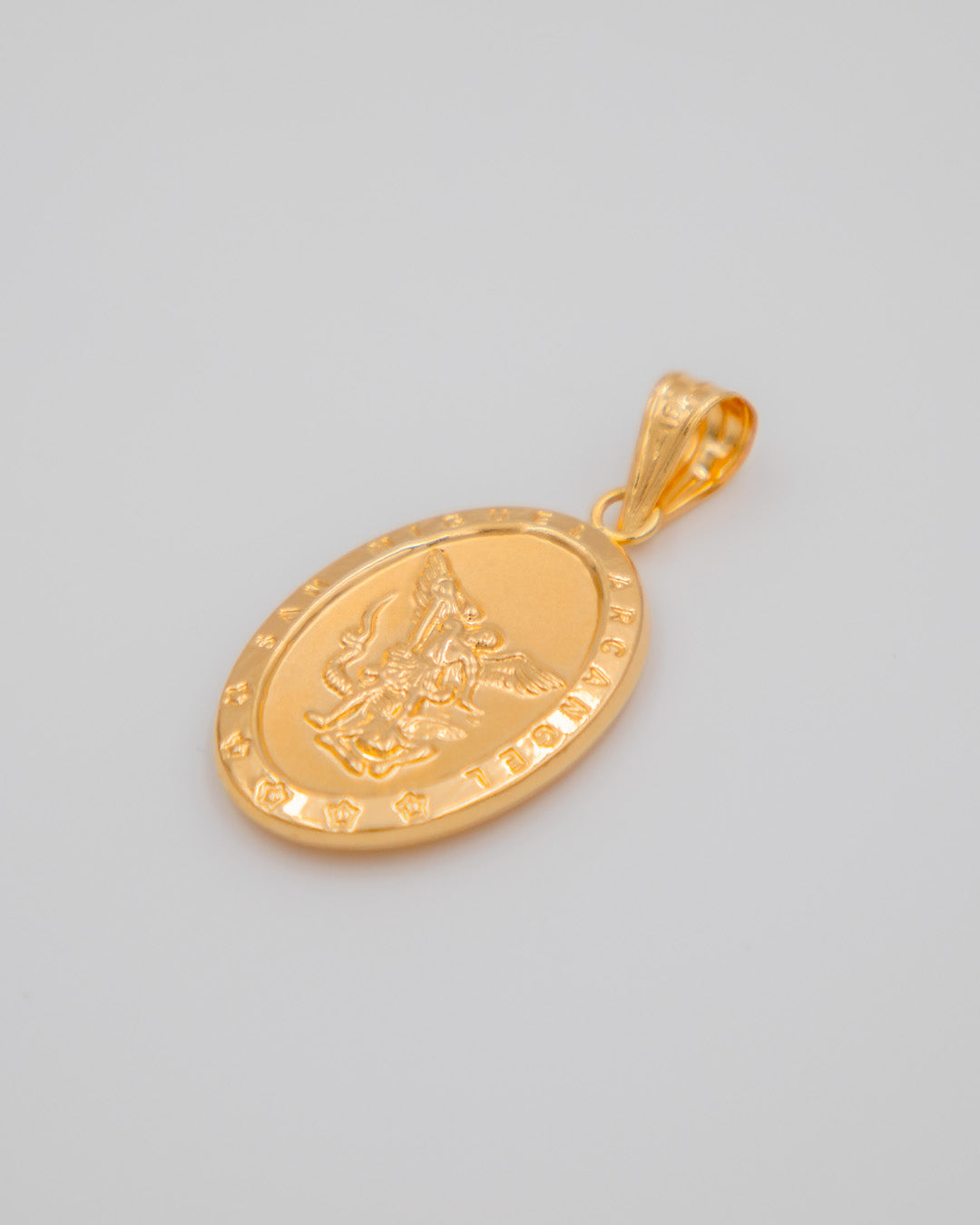 Dije Arcangel San Miguel, Oro Amarillo 18k - 3,8 gr