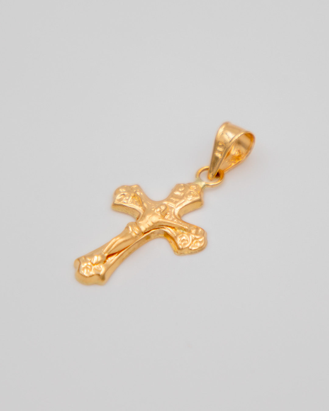 Dije Cruz Cristo, Oro Amarillo 18k - 1,5 gr
