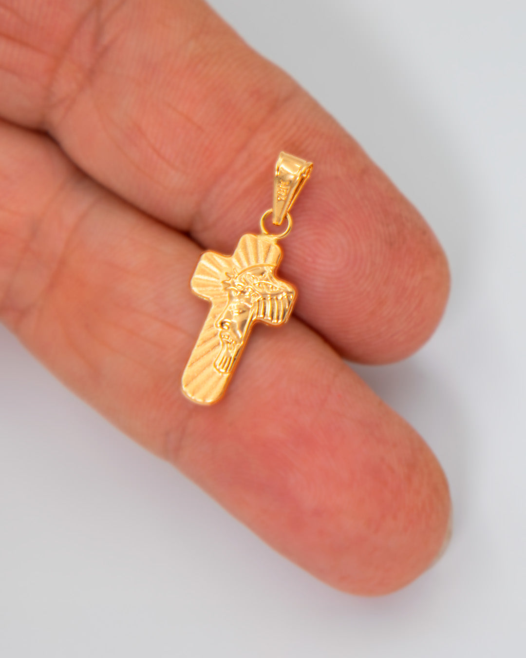 Dije Cruz Rostro Cristo, Oro Amarillo 18k - 0,75 gr